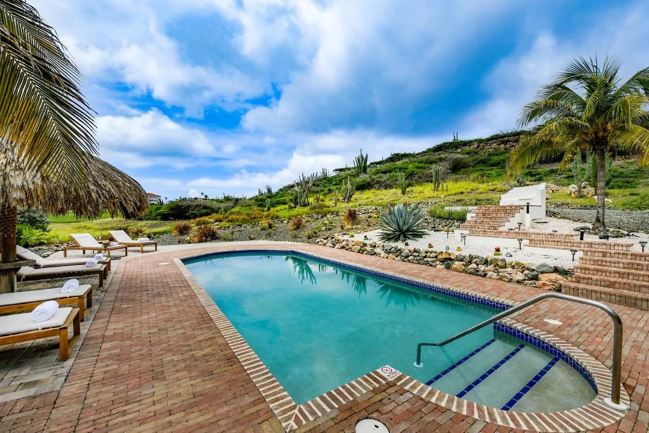 New Gorgeous Listing With Hot Tub Golf Course View In Tierra Del Sol Villa Malmok Сasa de vacaciones
